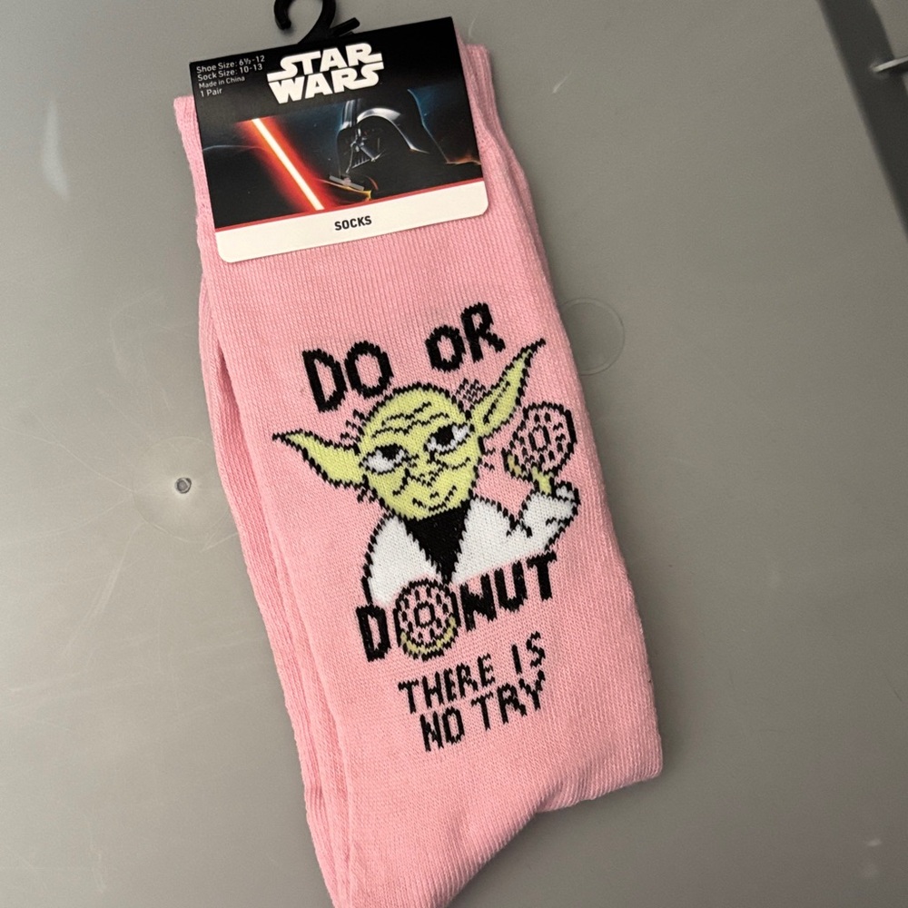 Star Wars Pink Yoda 'Do or Donut' Socks nwt adults OSFA